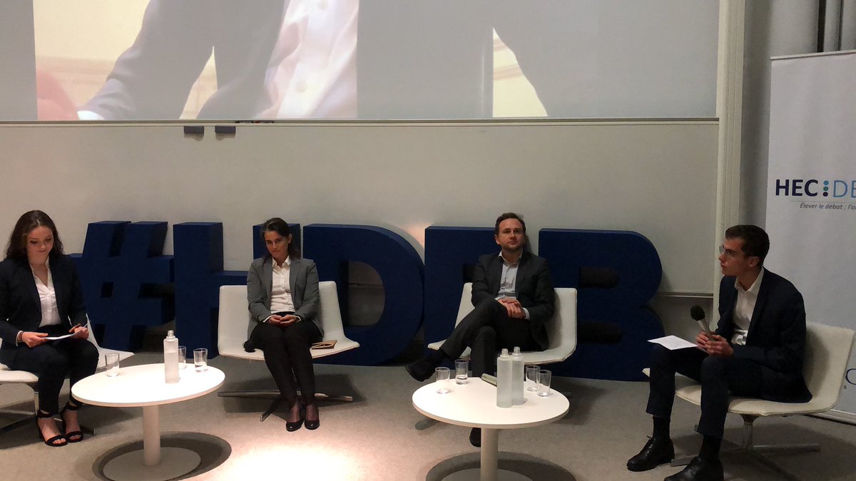 Coup d’envoi de notre première table ronde de l’année, “Gouvernance des entreprises: vers la fin de l’homme providentiel?”, avec nos vénérables anciens: David Vaillant, Jérôme Hamon et Alice Noizet!

Merci à @MazarsRecrute et @MazarsenFrance d’avoir rendu cet événement possible!