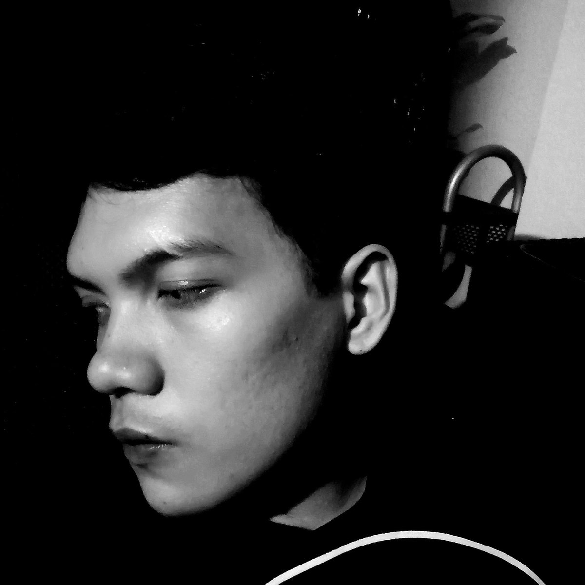 NameDisplayed's tweet photo. #NewProfilePic https://t.co/RKshnmb33Y