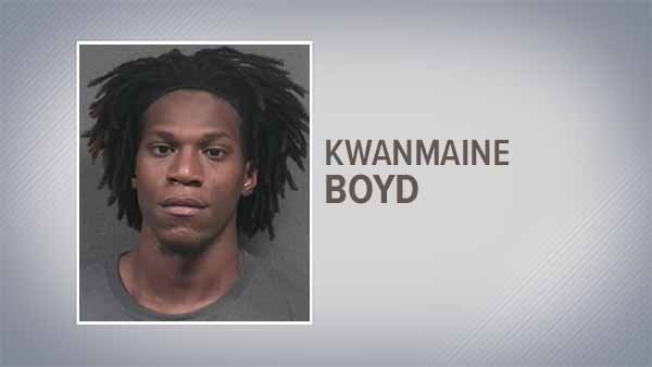 KHOU's tweet photo. WANTED: @houstonpolice police say this man killed his girlfriend a day after they learned she was pregnant
 https://t.co/mBTYF5zesz https://t.co/r32VKkOkYH