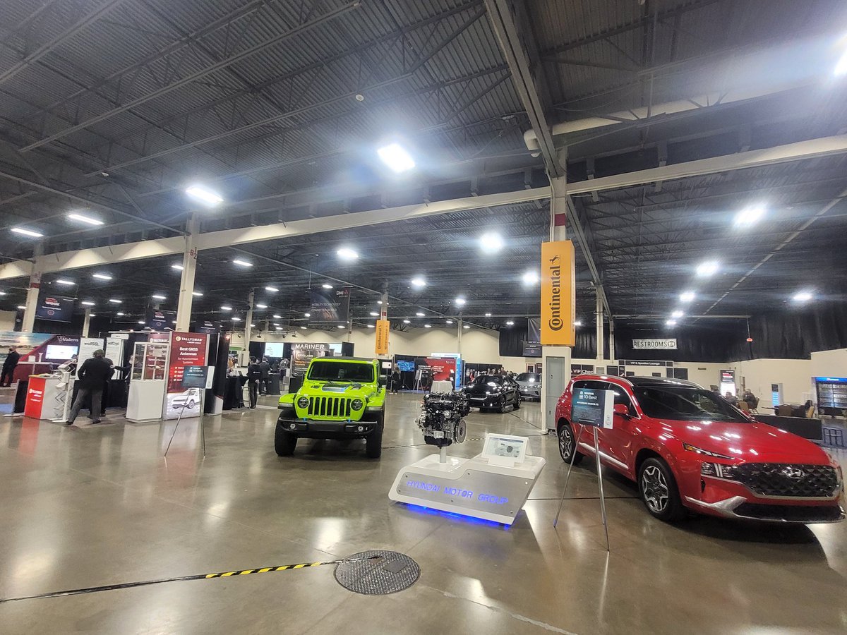 MattMyftiu's tweet image. @stradvision displays its vision processing technology for Autonomous Vehicles and ADAS at #automotivetechweek in Novi, which runs through Wednesday. #autonomous #ADAS #StradVision