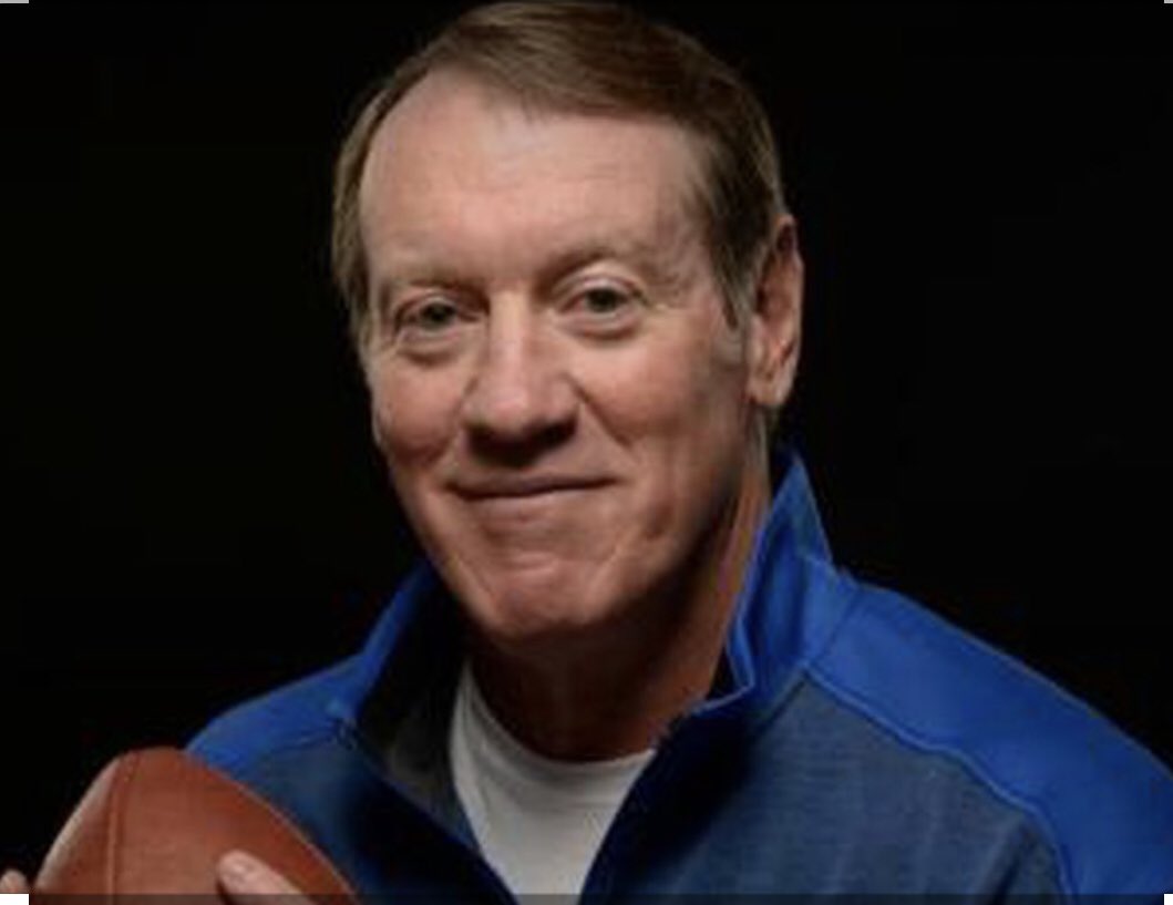 HUGE Congratulations to Coach Logan <a href="/DaveLoganKOA/">Dave Logan</a> on your 300th career win! <a href="/CreekFB/">Cherry Creek Football</a> loves you 💯💯💯!!!