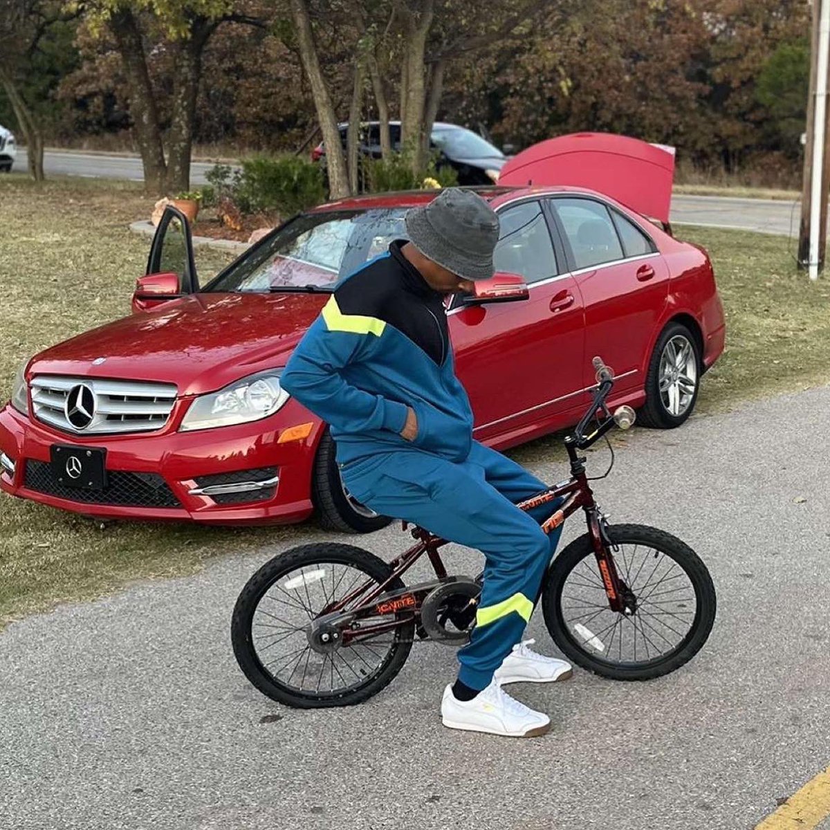 OG_Misfits600's tweet photo. I been gone for a minute, but I’m bacc givin’ this game. 🍊 R G A N I C https://t.co/d5XvMRVbYI