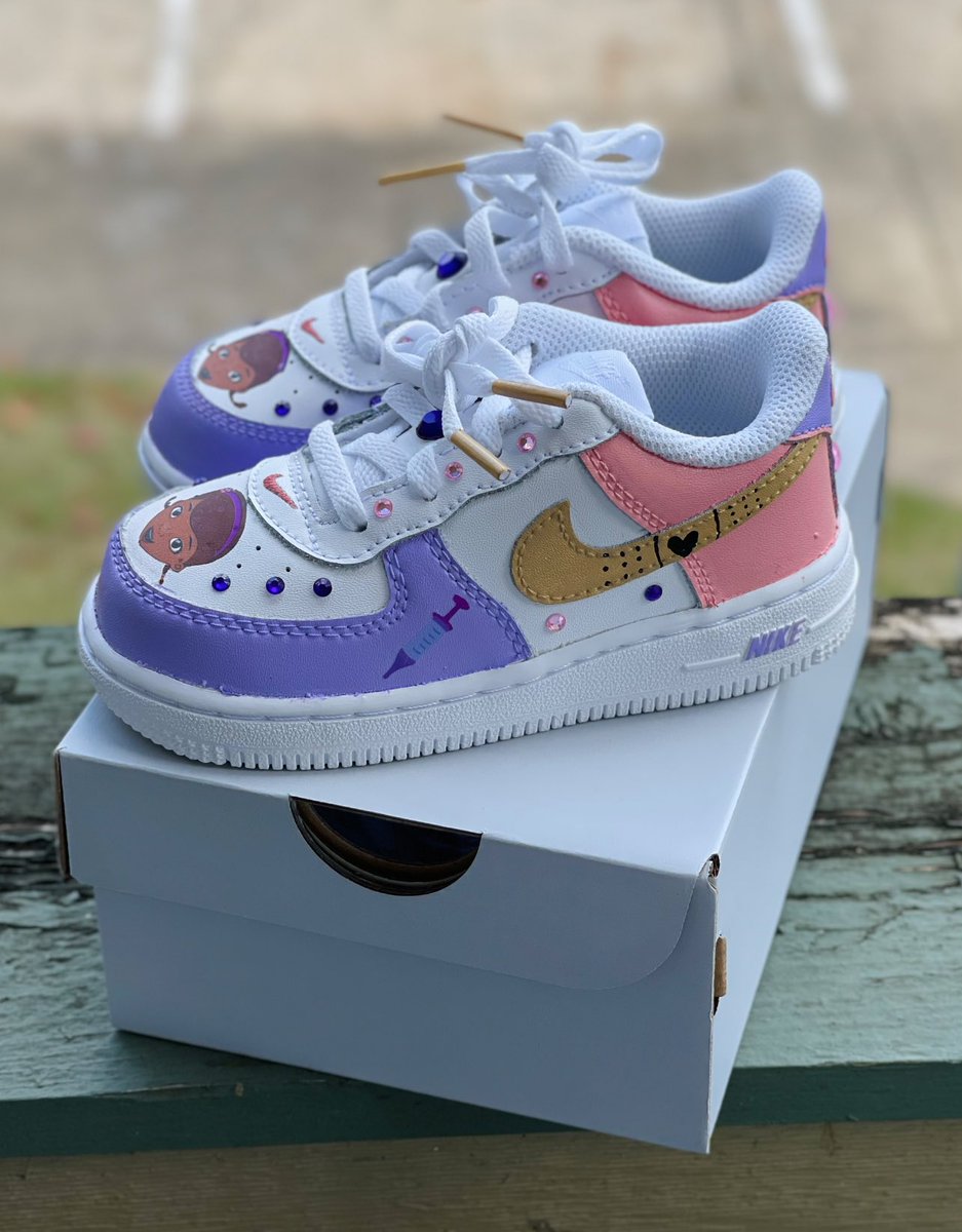 AquilanoBrianna's tweet photo. It take 2 seconds to RT these Doc McStuffins customs I made 💗💓💞💕
#LanoDidIt #CustomForces #DocMcstuffins https://t.co/VHnZAeuYv6