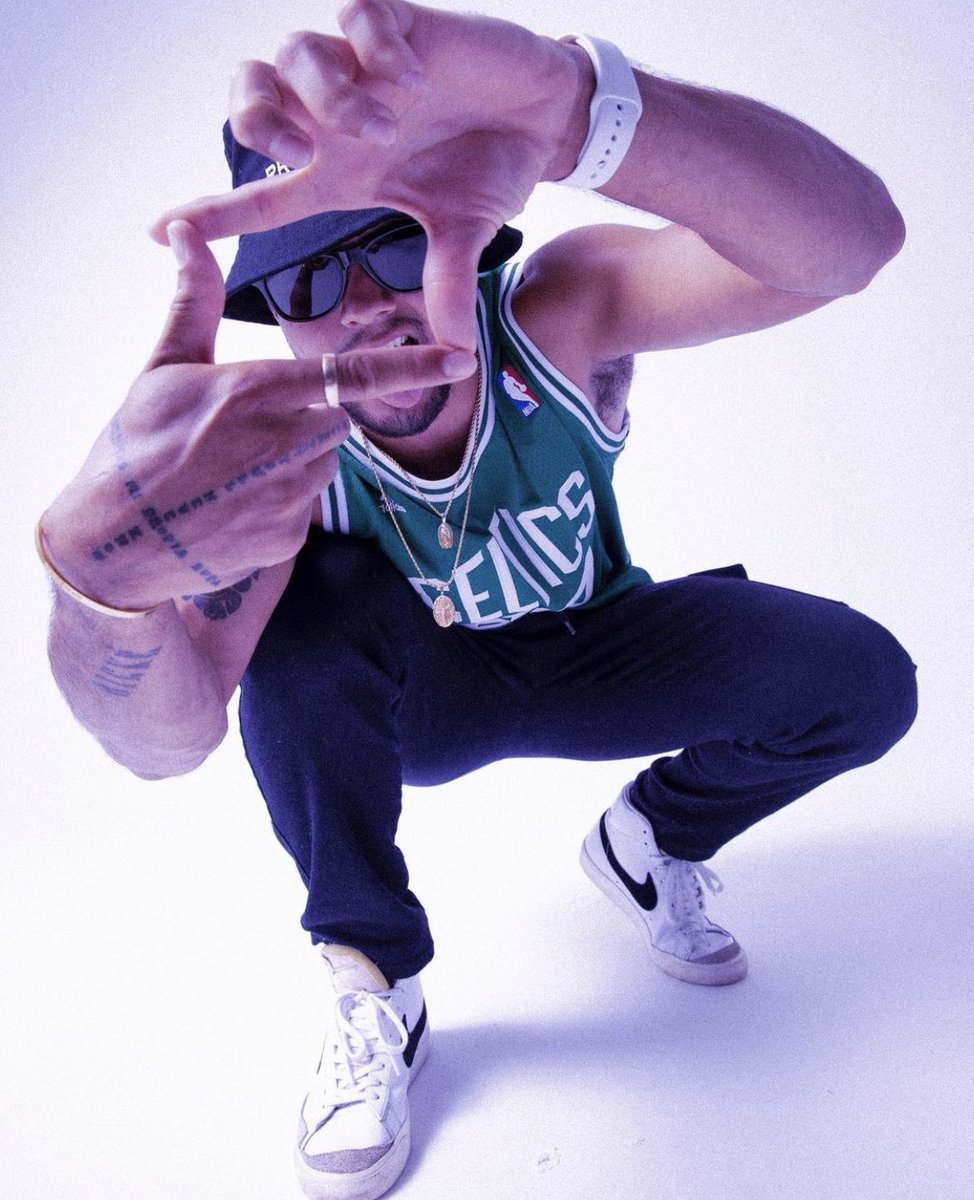 Theurbanbeat1's tweet photo. Hablemos de #Yaurel y #BrBrBr ¿Que les parece el hecho de que los talentos nuevos como él estén realizando todo lo posible para traer de vuelta el #perreo ?

Aquí pueden escuchar el #tema https://t.co/s3CaTUH86w

#music #style #urban

#theurbanbeat https://t.co/gNWnG2W5EZ