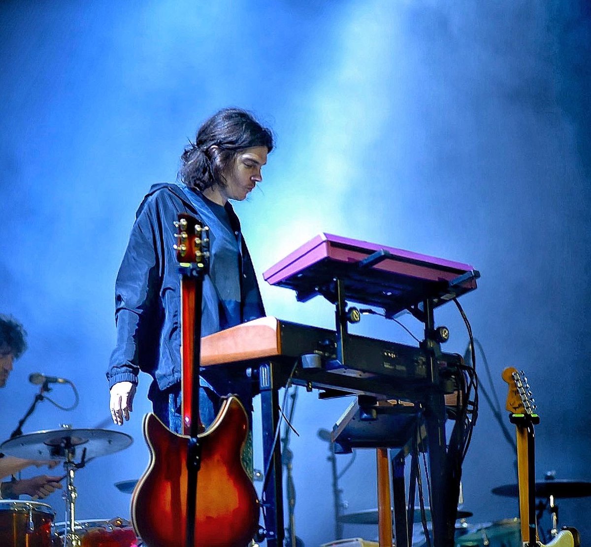 aldomartz123's tweet photo. También le tome fotos a @tameimpala en @TecatePalNorte 🦁🥰❤️ #theslowrushtour #tameimpala #rushuim #kevinparker #domsimper https://t.co/YTchM9KYxx