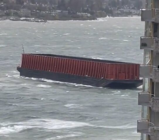 EnglishBayBarge's tweet photo. Hey @BCFerries if you need a spare, I’m available. Could be The Queen of The West End. And I realize there are a lot of queens in The West End. https://t.co/X5iHmSv6ak