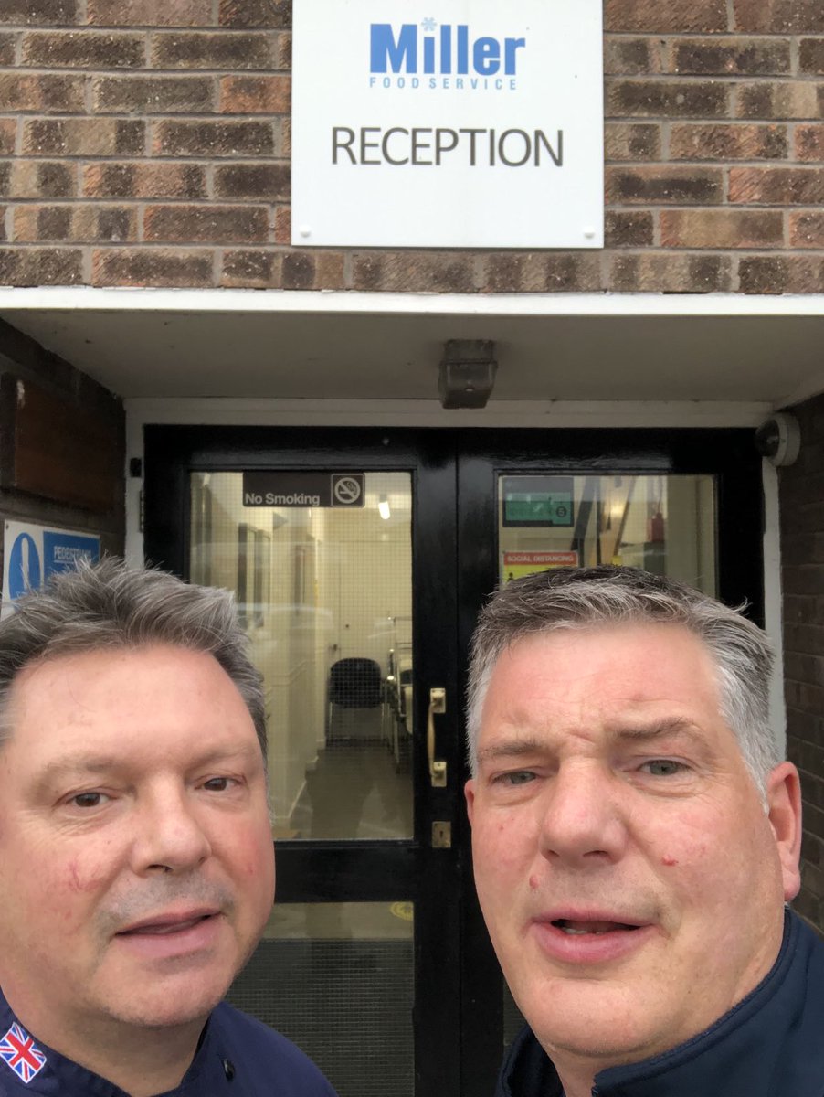 EssentialAR's tweet image. Another ⁦great @essentialcuisin⁩ presentation done today great day and received well massive thanks to this fella ⁦@Essential_Jon⁩ for some fantastic dishes all his help and for not sharing too many of his cheesy jokes😜 cheers chef
#cheflife#chefs#presentations#work