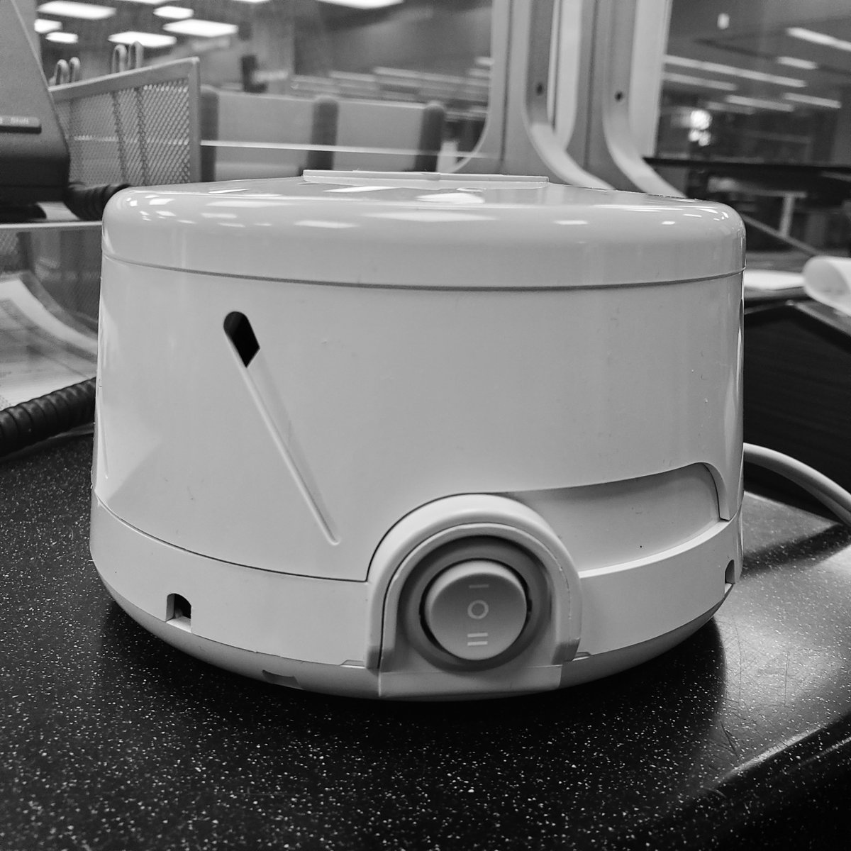 ObieLib's tweet photo. Noise making it hard to study? Check out a white noise machine from the circulation desk in the main library. It will help calm the noise. #OberlinCollegeLibraries #Studying #WhiteNoise #CirculationDesk https://t.co/8ckWhgg9ag