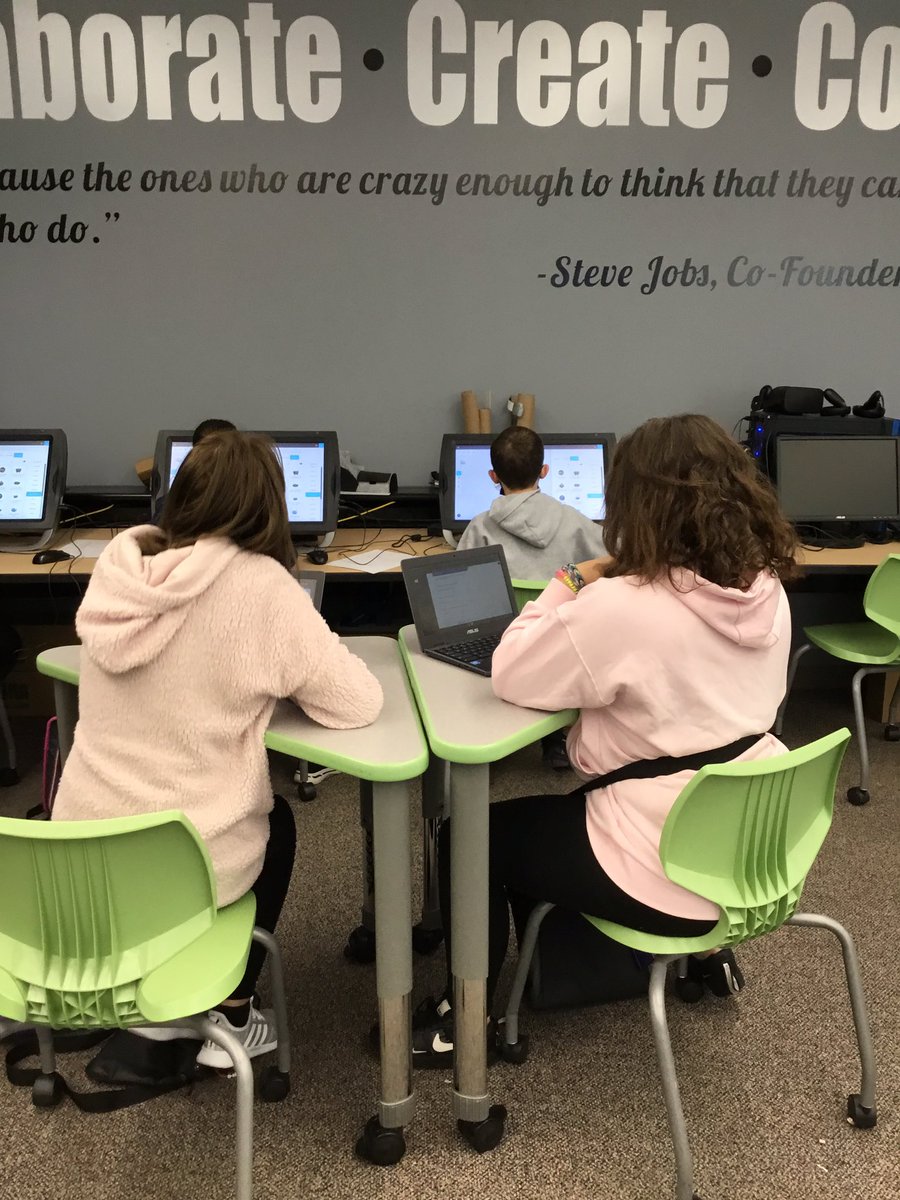 Reindl5th1's tweet photo. CIn the stem lab with 7th grade learning about biomes and coding. https://t.co/T2xx83DNsD