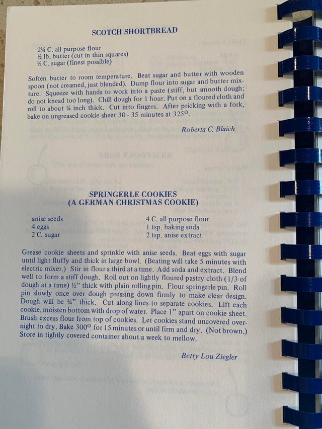 The weather's getting colder, so perhaps it's time for beef stew and cookie recipes, eh <a href="/cranburypl/">Cranbury Public Library</a>? (h/t to r/Old_Recipes)

reddit.com/r/Old_Recipes/…