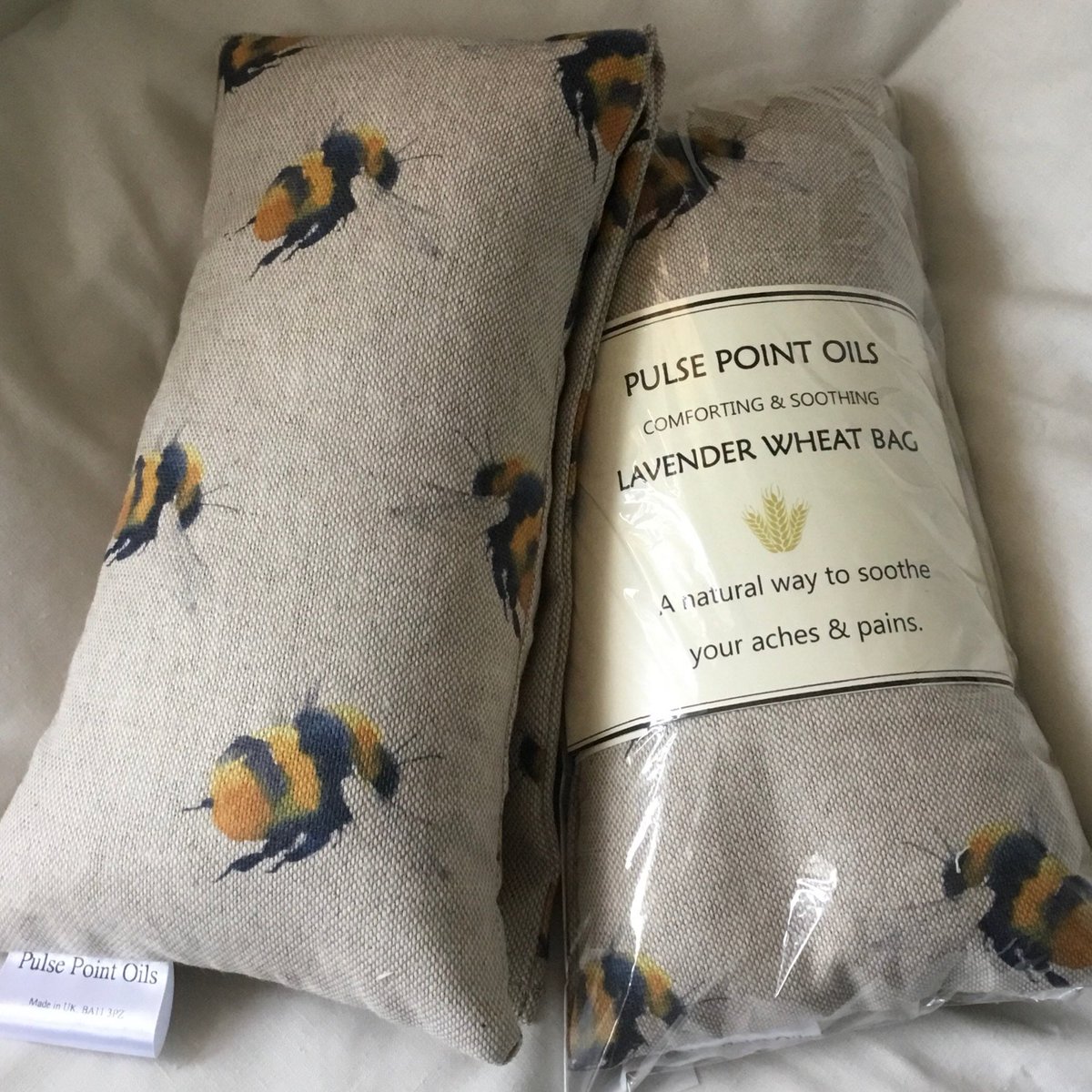 HRusbridge's tweet photo. Gardeners holistic wellbeing Christmas gift, wheat bag with lavender in yellow bumble bee print, use as it is, hot or cold for comfort and relaxation  #veganbirthdaygift #wheatbags #microwaveheatwrap #yellowbumblebee #naturalpainrelief https://t.co/aeokSvVBcM https://t.co/YFML40oBW8