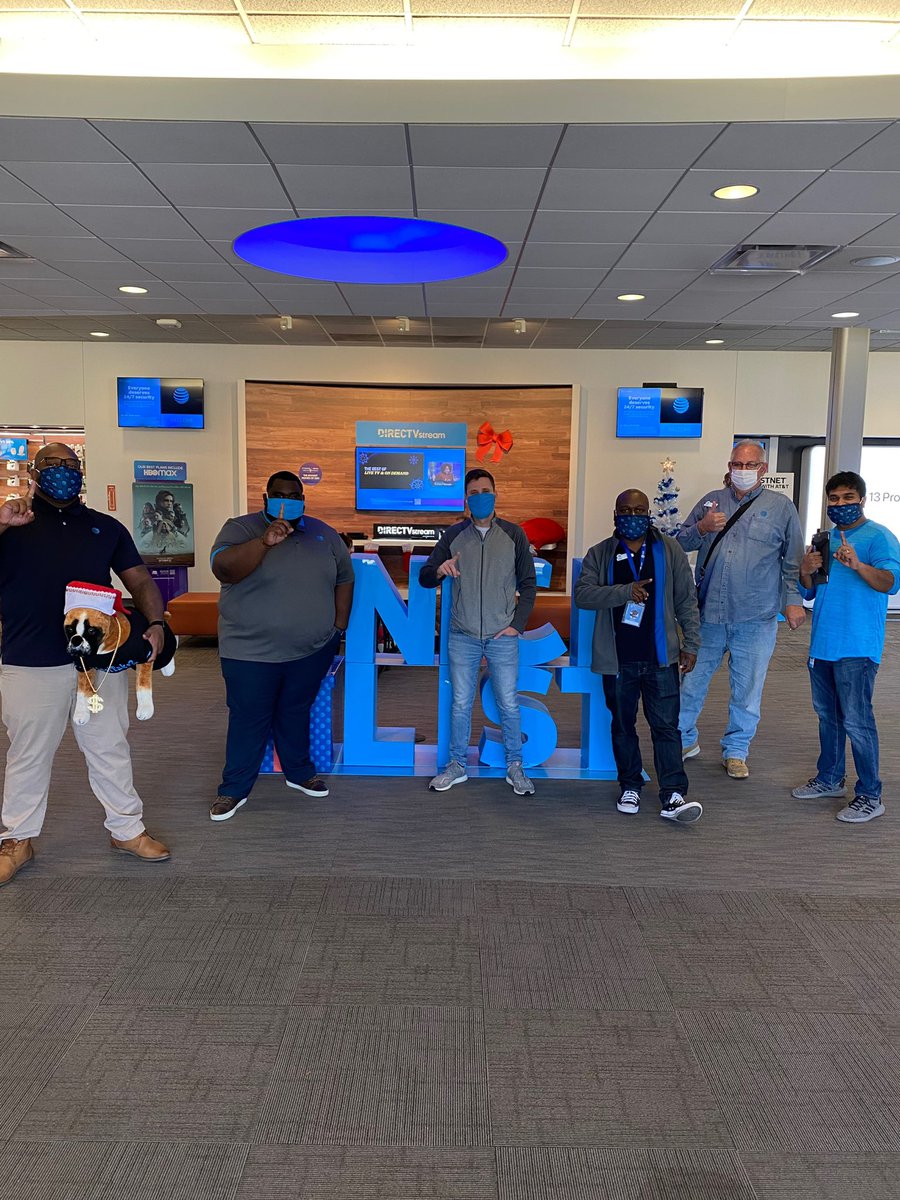 Malik Hollwell (@malikhollwell) on Twitter photo Spent some time at Florence with <a href="/chrisV7841/">Christopher Vilvanathan</a> had a great time there talking signature! Had the pleasure of @SignatureGoat joining us and <a href="/DerrickGrand11/">Derrick Grandstaff</a> great visit. π€©π« #lifeatatt #winasone #signaturestars Spent some time at Florence with <a href="/chrisV7841/">Christopher Vilvanathan</a> had a great time there talking signature! Had the pleasure of @SignatureGoat joining us and <a href="/DerrickGrand11/">Derrick Grandstaff</a> great visit. π€©π« #lifeatatt #winasone #signaturestars