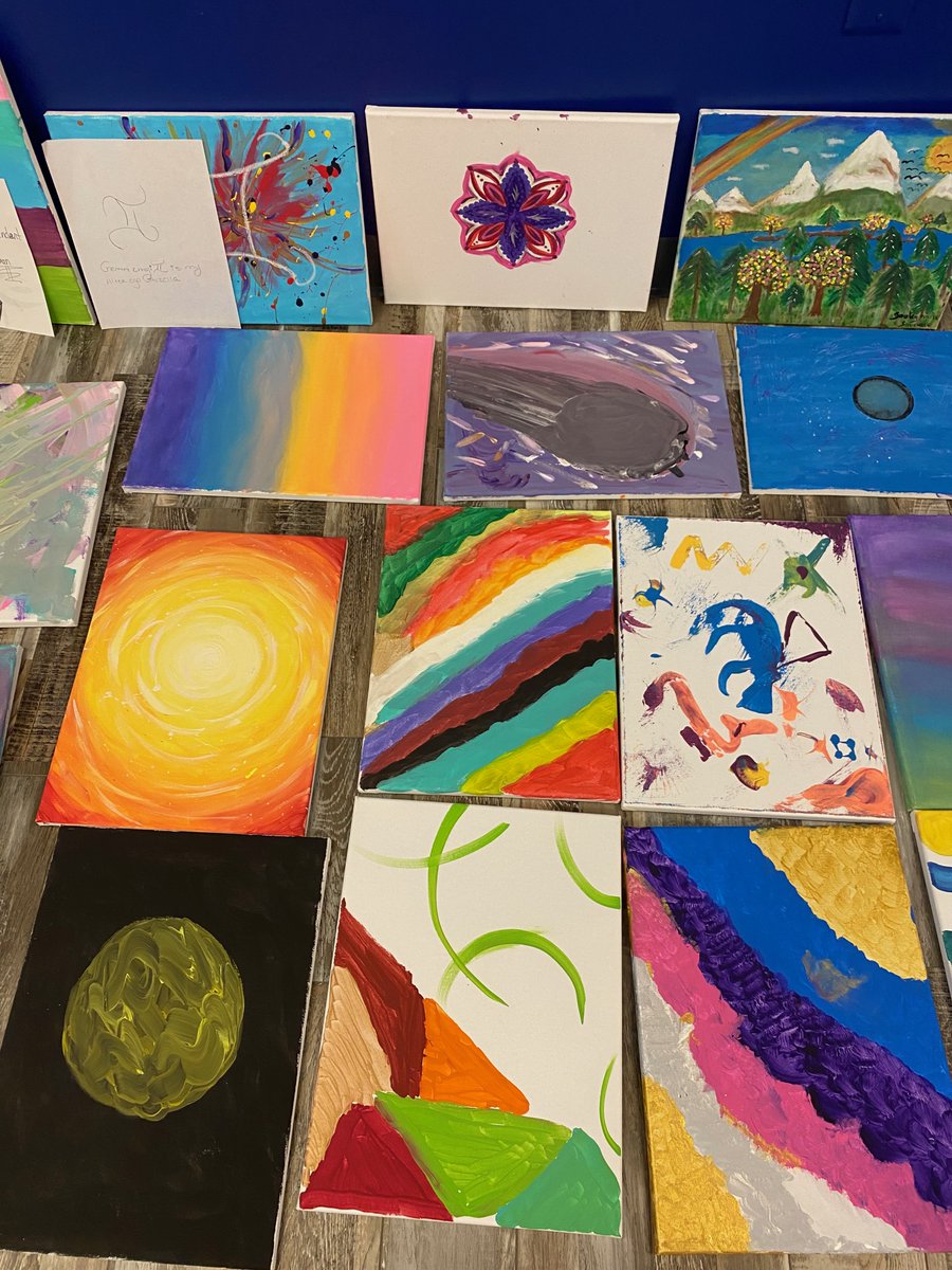 FundtheClimb's tweet photo. Creating Hope, a REID Foundation initiative, has been so moving! Basecamp is currently hosting this 10-day experience with murals, melodies, &amp; more. Participate in a special art show &amp; concert to conclude on Nov. 17th! Thank you to everyone that has participated so far🎨🎶 https://t.co/OAY0c6XC98