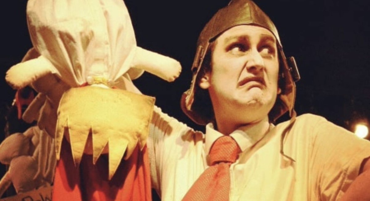 LaurusDrama's tweet photo. Students from HGHS and CHHS went to The Lowry this evening, to see Splendid Productions version Ubu, adapted from the Alfred Jarry classic. An entertaining evening of audience participation and storytelling at it‘s finest. https://t.co/k29S1uk4v2