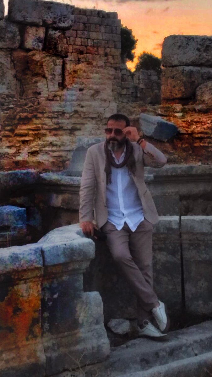 turgayozkan's tweet photo. Ünlü birisiymişim gibi hissettirdi 🙈 var ol Mami 🤗🤗
#antalya #perge #pergeantikkent #pamfilya https://t.co/ICPZmwntdn