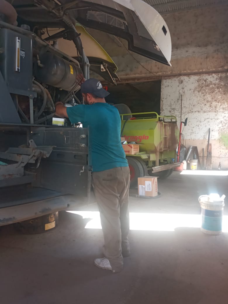 KPalacioos's tweet photo. perdón por tener tantas inseguridades, pero siempre me tocó ver cómo elegían a alguien que no era yo https://t.co/GfErJtrcLO