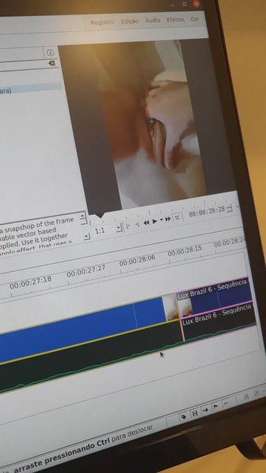 Trabalhando em mais um... (essa cena eu adoro, ela com um dedinho na frente e 2 atr&aacute;s... ainda vamos<a href="/tag/newprofilepic"class="tags"><span>#newprofilepic</span></a>