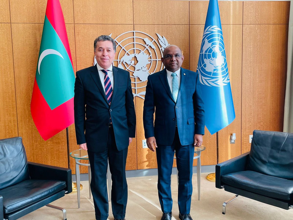 Abdulla Shahid (@abdulla_shahid) on Twitter photo Was good to meet with the Chair of the International Civil Service Commission (ICSC) Mr <a href="/LarbiDjacta/">Larbi Djacta</a>.
Discussed the future of work & other issues on human resources management.
Welcomed the vital contribution that the ICSC makes to the UN and the common system as a whole. Was good to meet with the Chair of the International Civil Service Commission (ICSC) Mr <a href="/LarbiDjacta/">Larbi Djacta</a>.
Discussed the future of work & other issues on human resources management.
Welcomed the vital contribution that the ICSC makes to the UN and the common system as a whole.