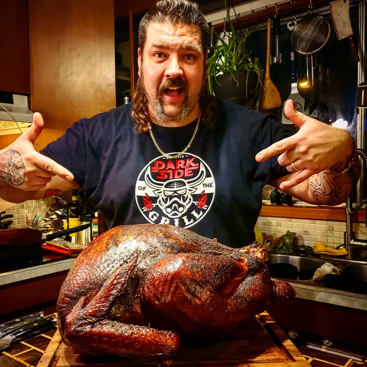 BigGreenEgg's tweet photo. Join #BGETeamGreen Member darksideofthegrill tomorrow at 6 PM ET as he takes over our Instagram account to cook his favorite Thanksgiving side. 

#BigGreenEgg #Takevoer https://t.co/zixfSseOby