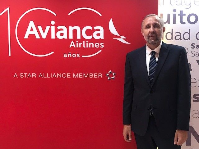 aviacionnews's tweet photo. Designan a Gustavo Esusy gerente comercial de Avianca para Argentina, Brasil, Paraguay y Uruguay
@gesusy 
https://t.co/Ag5Y0dBik3 https://t.co/2HDGh2lwXI