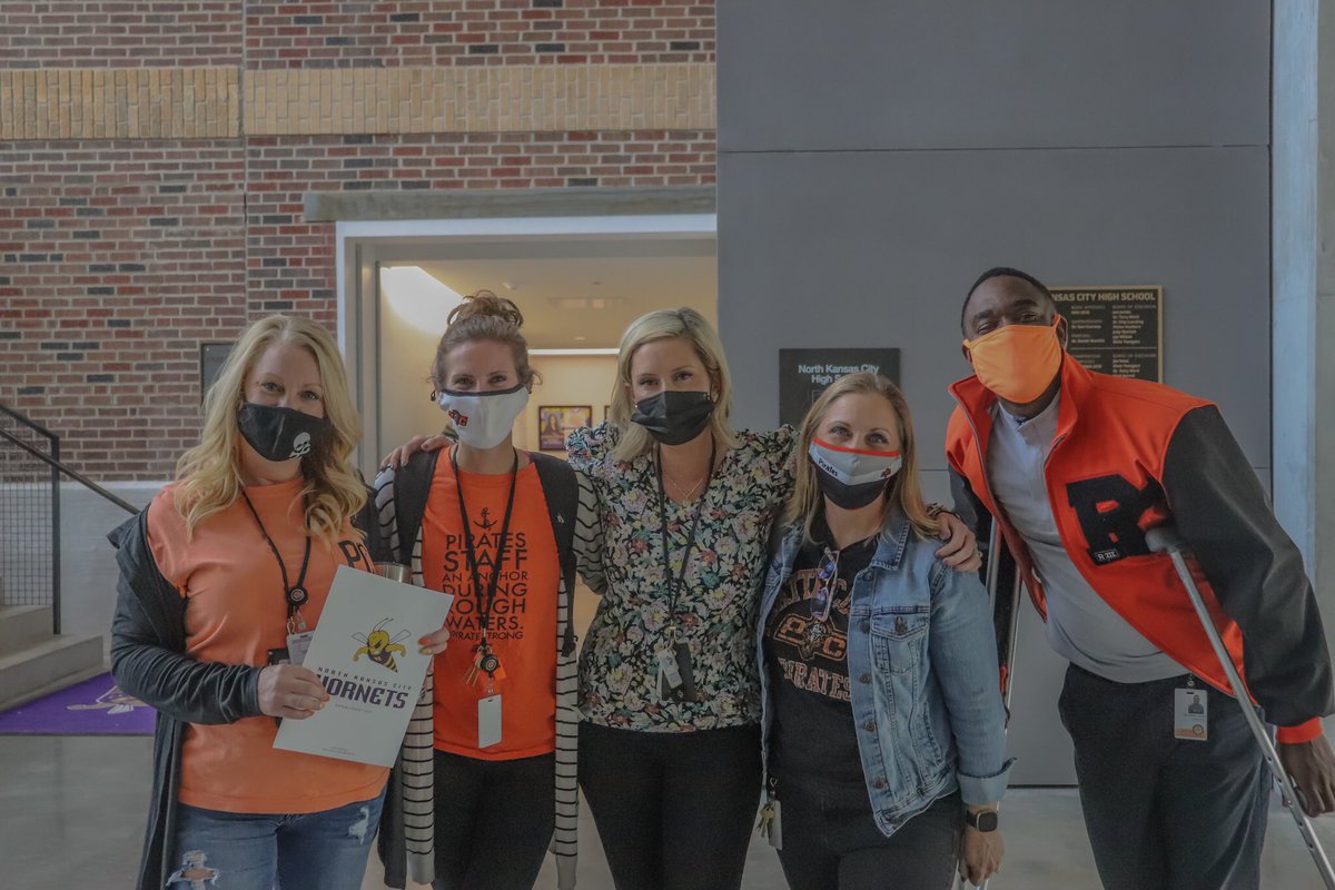 DouyonJanelle's tweet photo. Platte County &amp; North Kansas City student exchange 2021!! @NKCHS_AVID @PCHSprincipals https://t.co/T0qJ8XiE0X