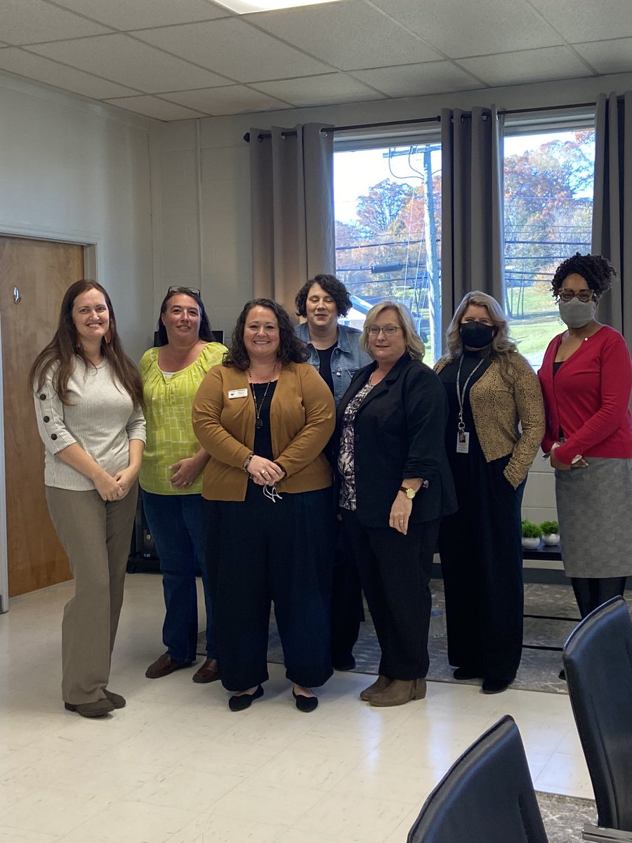 Gina4Lit's tweet image. They are making sure that every 4 year old in the county can enroll in Pre-K/Headstart. The Early Learning Team is providing services for kids from pregnancy-preK using language and curriculum tools that kids will see on their first day of kindergarten! #NCTOYPOY