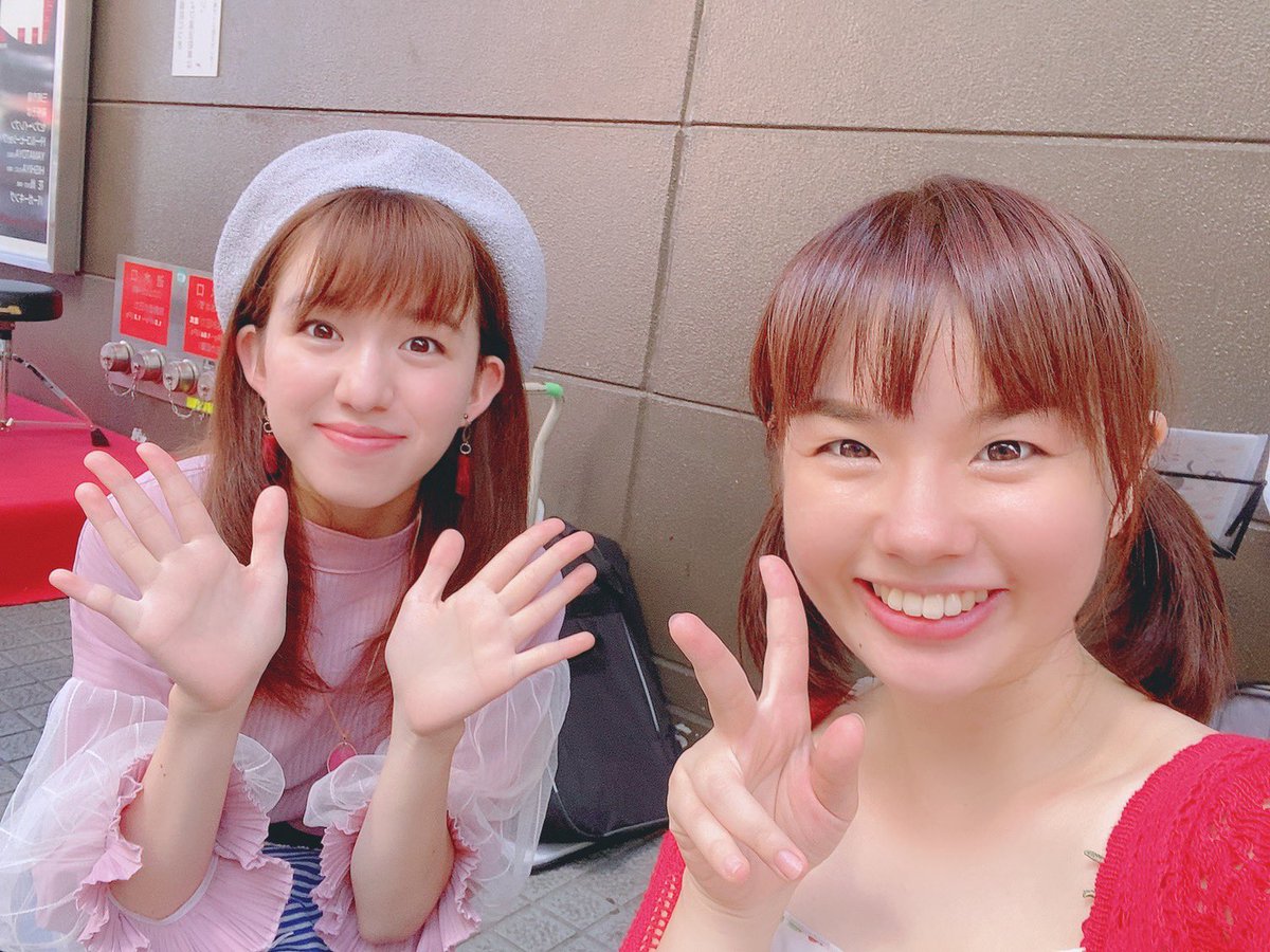 ray_my_dream's tweet photo. 11月18日(木)かわさきFM79.1MHz
時間 18:00～18:30 
MC 林ももこ SENA 鹿野レイ
お便りテーマ募集💐
『2021年やり残したことは？』

お便りお待ちしております☺️✨
宛先💌https://t.co/odWhpK8n2S.dream@gmail.com

★ツイキャス配信
https://t.co/fCtqaEIR7e https://t.co/NCNAVtoICW