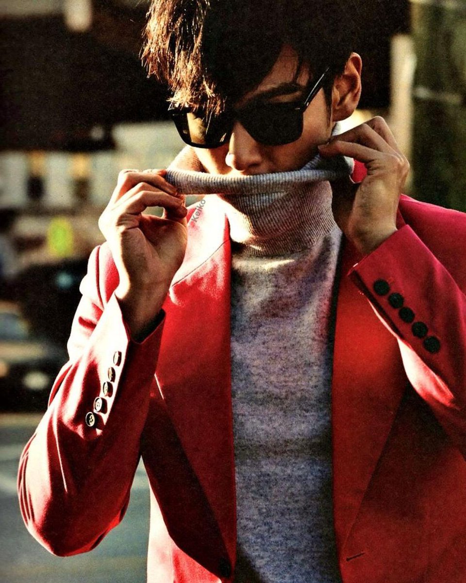 Welcome2datop's tweet photo. #TOP #BIGBANG #ChoiSeungHyun #tttop #BIGBANGTOP #FROMTOP @YG_GlobalVIP https://t.co/nKcjIYEWSQ