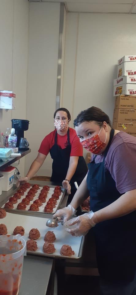 Argylecsd's tweet photo. When the cafeteria is short staffed, we know a ✨super✨ step-in! Superintendent Healey helped out our food services team by making meatloaf with buttered noodles, roasted potatoes or corn and blueberries. https://t.co/pt7Ev3y2AA