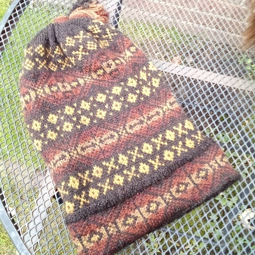 Astelair's tweet photo. Shop update. New items are on sale. 25% off.
https://t.co/fYOb9zrdqY
#knittingtwitter #artsandcrafts #etsyshop #etsystore #etsygifts #etsysale #handknit #handmade #knithats #knitvest #knittops #infamousstitch https://t.co/5t51IJlhDz