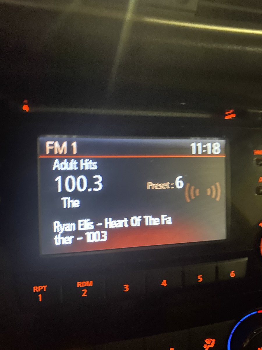 Ryan Ellis tweet media