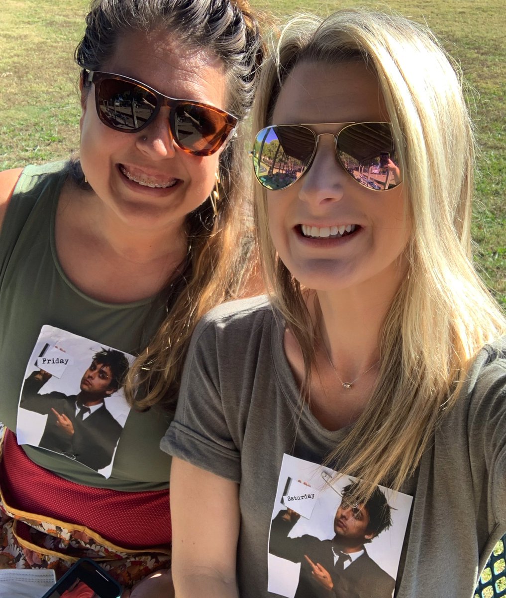 MsKOndelacy's tweet photo. Meanwhile, @gowilsonrangers team #FirstGradeForever is representing as our pun-ny selves: 💚📅 #iykyk @MrsYoungTX Missing our other ladies today! @ShakingUpFirst @krsilvestri 💜 Music Through the Decades Day Rocks 🤘🏼🎤 https://t.co/OIBmUrekzk