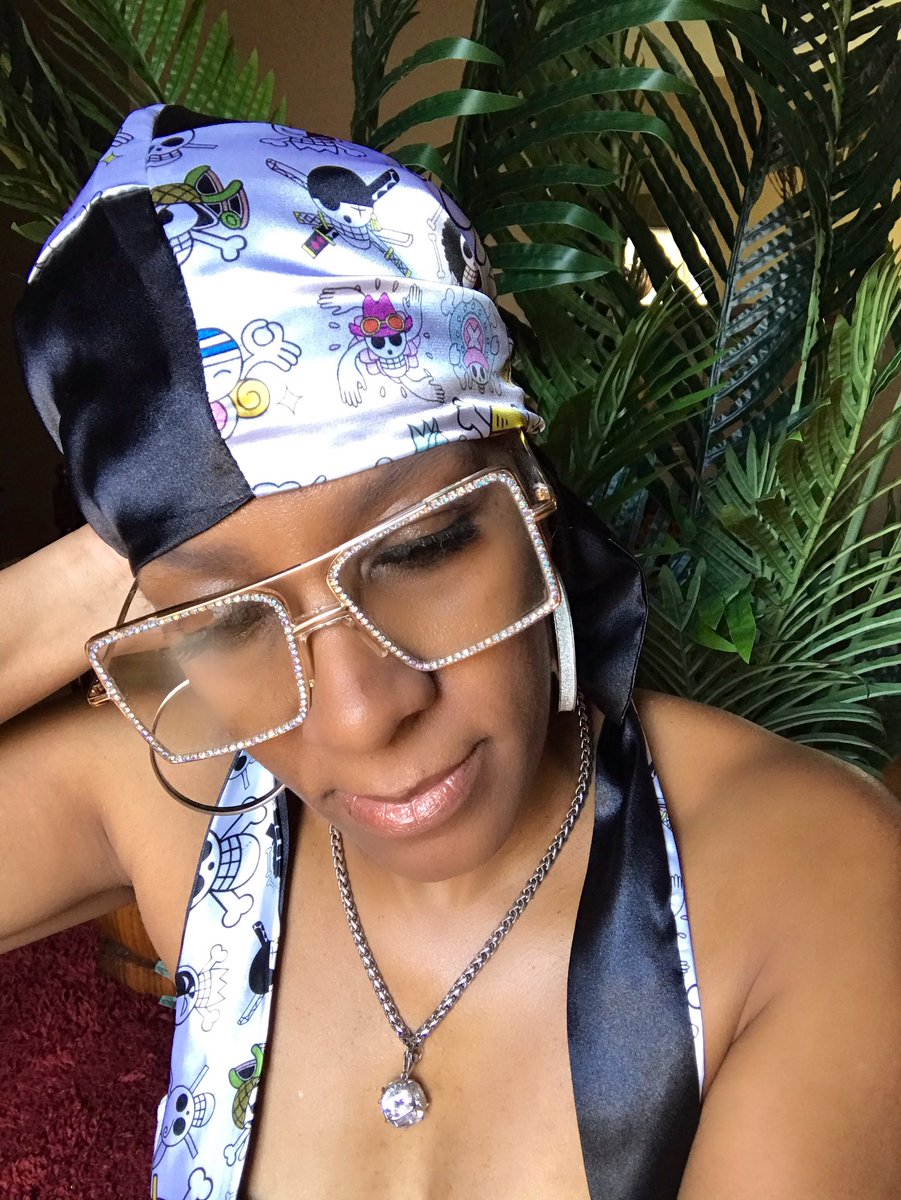 SatWraps's tweet image. 🚨🚨New Item Alert🚨🚨
“One word frees us of all weight and pain of life. That word is love.”~Sophocles