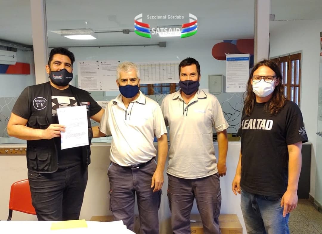 SATSAIDcordoba's tweet photo. #ElecciónDelegadoDePersonal 🗳️ 
Anunciamos nuevo delegado de base en la empresa de @telecomarg del sector Redes #BaseSur
Le damos la bienvenida al compañero Hugo Daniel Quiroga
@satsaidnacional 🇦🇷
🇬🇲 #SATSAIDSeccionalCBA 🇬🇲
#SiempreTrabajandoPorLosCompañeros
#elecciónes https://t.co/YoQywDn9NT