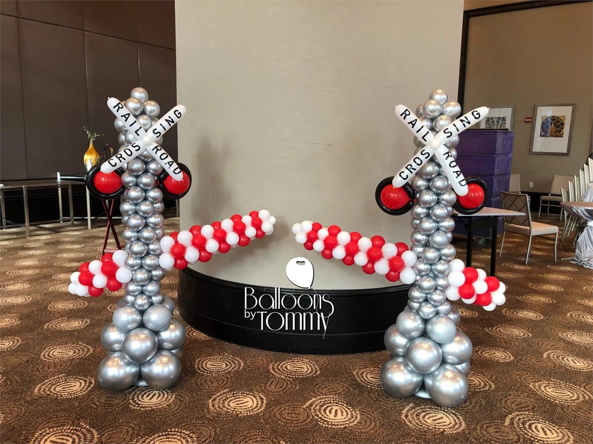 balloonsbytommy's tweet photo. Choo Chooo! This train themed first birthday balloon decor is super adorable! 
#balloons #birthday #traintheme https://t.co/3D6huYD48h