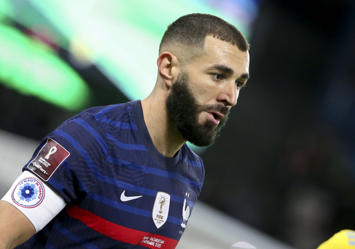 OptaJean's tweet photo. 4 - Karim Benzema a marqué lors de 4 matches consécutifs avec la France, ce qui n'était plus arrivé à un joueur des Bleus depuis lui-même, entre novembre 2013 et juin 2014 (5 matches). Taulier. #FINFRA https://t.co/RZTheScL7R