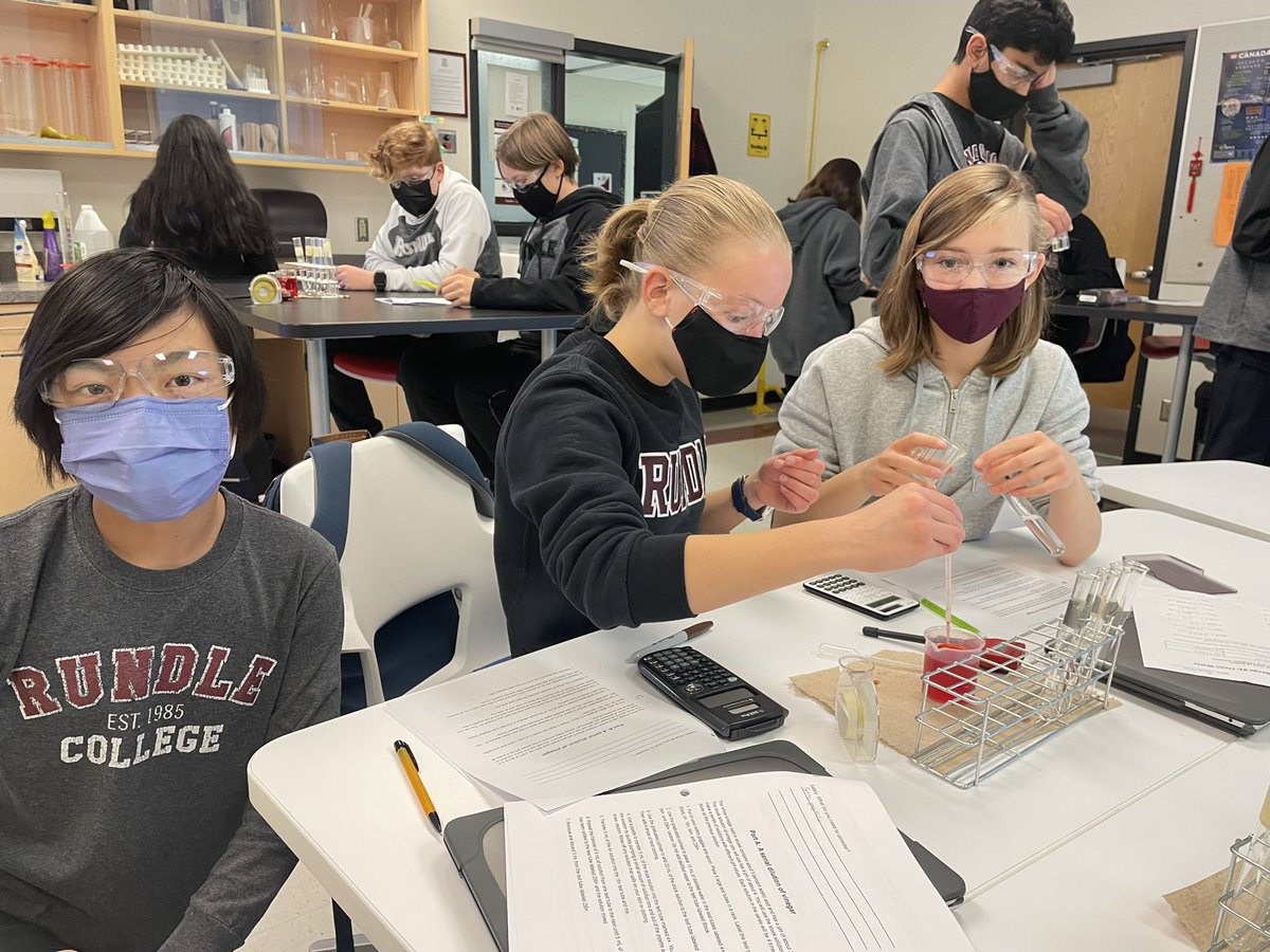 mslisacorbett's tweet photo. Learning how to neutralize water with serial dilutions #adventuresinstem #disastercity @RundleJrHigh #becurious @Ms_Millette https://t.co/uIxLOvntFU