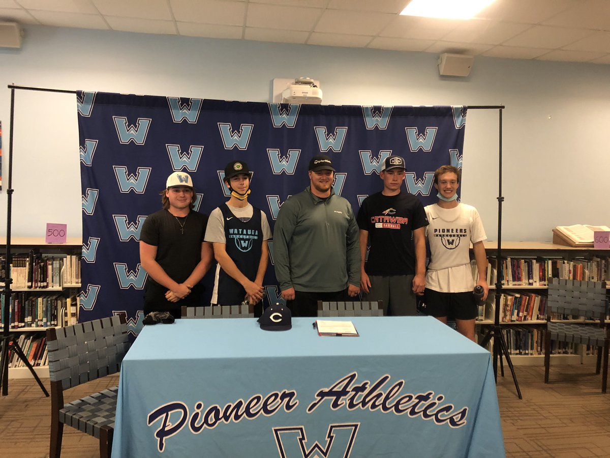BaseballWatauga's tweet photo. Congratulations to Ryan Fox and his family on signing day!! @RYFOX15 
@CatawbaBaseball https://t.co/cxwoGRTynL