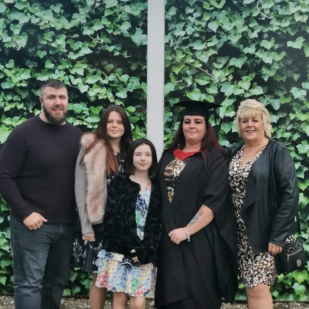 nutty_nat0690's tweet photo. So today I did a thing and graduated 🎓 in adult nursing with a 1st class honours 🎖 nailed it 🥰 Thankyou to all who supported me #derbygrad #derbyuni #proud #memories #derbygraduate #nurse #newly_qualified #thisgirlcan https://t.co/9TbsMVbE7w