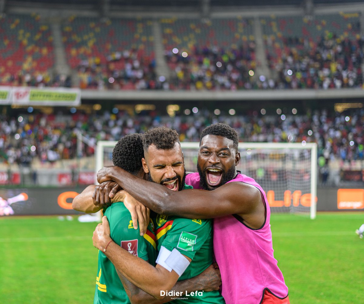 DidierLefa's tweet photo. C'est qui le CHEF ?

#CMRCIV #WorldCupQualifiers https://t.co/vGHqa47boZ