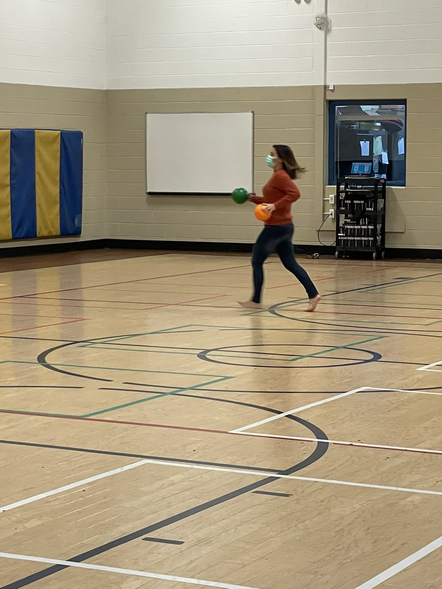 AP_SharpVV's tweet image. It’s not everyday that you get to see Mrs.Cohn @amandacohn9 kick her shoes off and play along in P.E., but if you were a first grader in Ms. Romano’s @romanoandrea13 class today you did! #turkeyrun #impressive