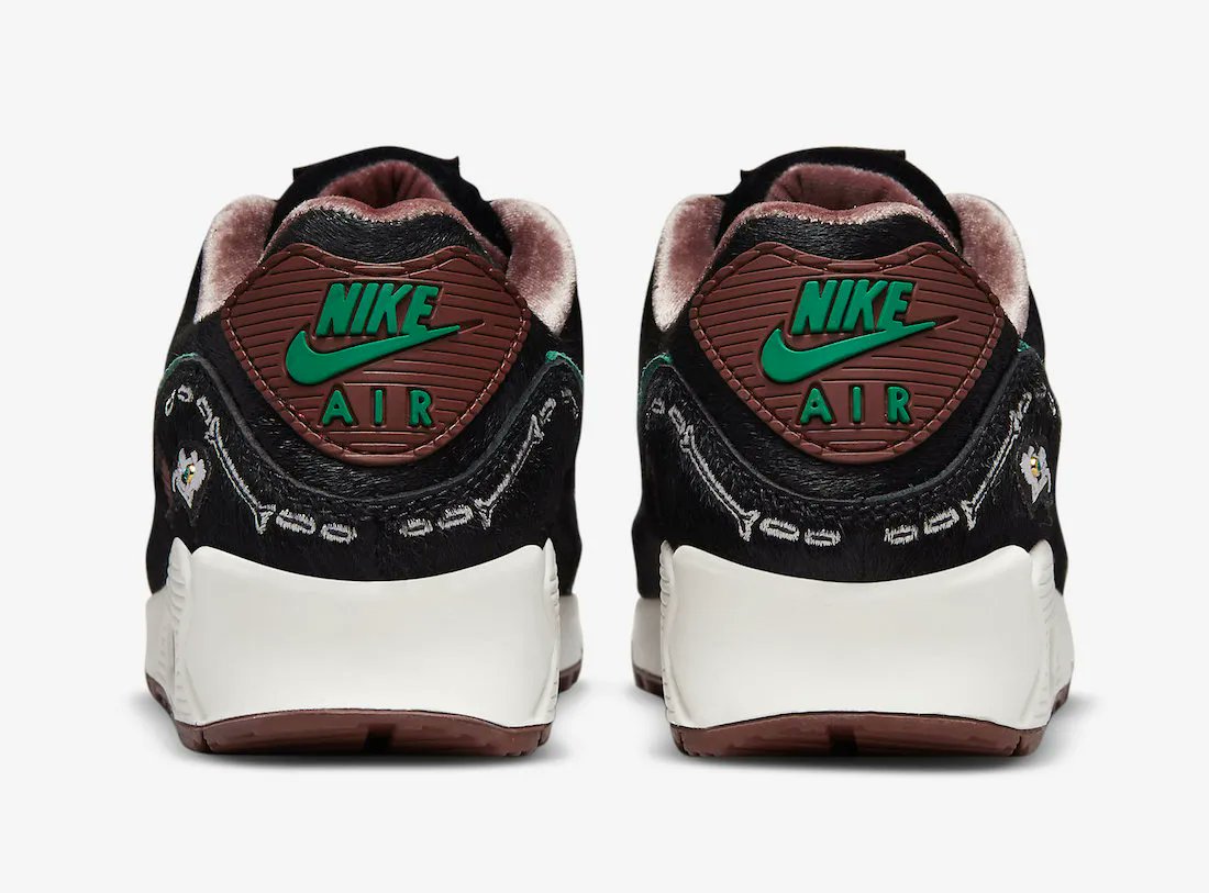 JustFreshKicks's tweet photo. Official Look at the Nike Air Max 90 "Siempre Familia" https://t.co/hpkZxALrzE https://t.co/dCtLwwG5UW