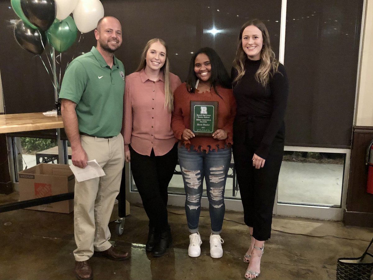 I had an incredible 4 yrs of softball at RHS thanks to my coaches & teammates. I was honored to earn 1st Team All Region, MVP & to have been selected to represent my HS in the Georgia Dugout Club All-State Game! 💚 @RHShornetBall @MojoFisher04 @Coach_A_Mo