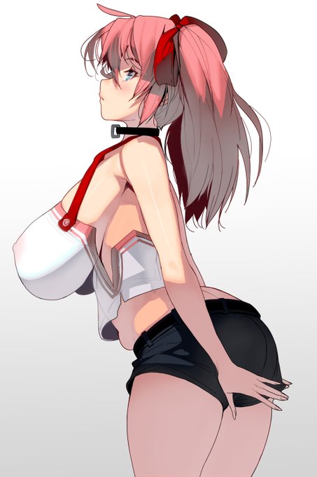 横乳ツインテールホットパンツ 