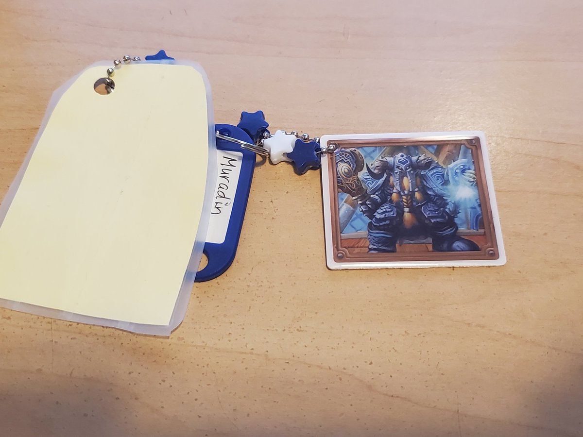 JacksonJoe37's tweet photo. Once left for dead, now attached to a luggage tag!

#wowcache @Zmangames_ https://t.co/zV54VacjPO