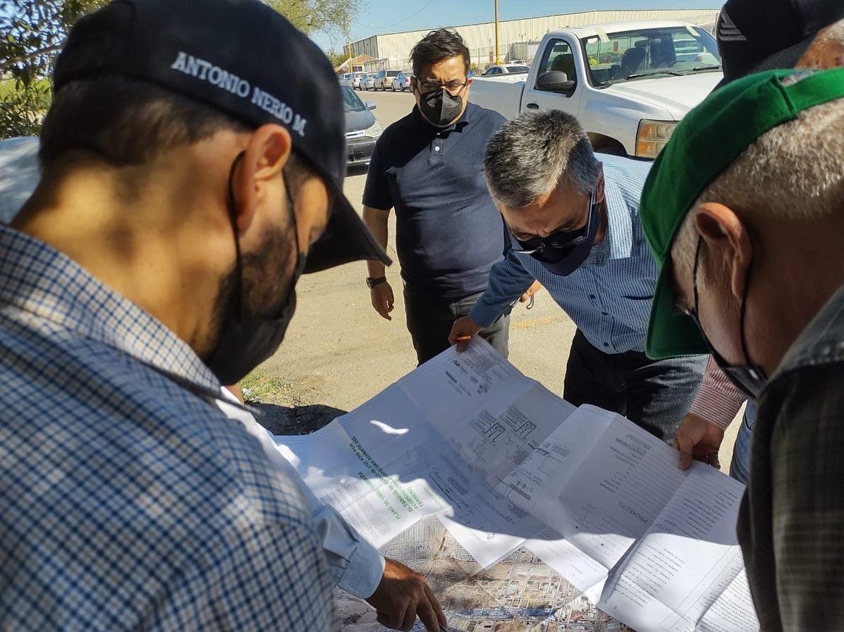 El Director de #CEAS <a href="/antonionerio/">Antonio Nerio Maltos</a> en visita de supervisión de obras por la #RegiónCarbonífera. Con el apoyo del Gobernador <a href="/mrikelme/">Miguel Riquelme</a> la región cuenta ahora con mejor infraestructura para un mejor servicio de agua potable. #FuerteCoahuilaEs <a href="/GobDeCoahuila/">Gobierno de Coahuila</a> <a href="/sevotcoahuila/">sevotcoahuila</a>