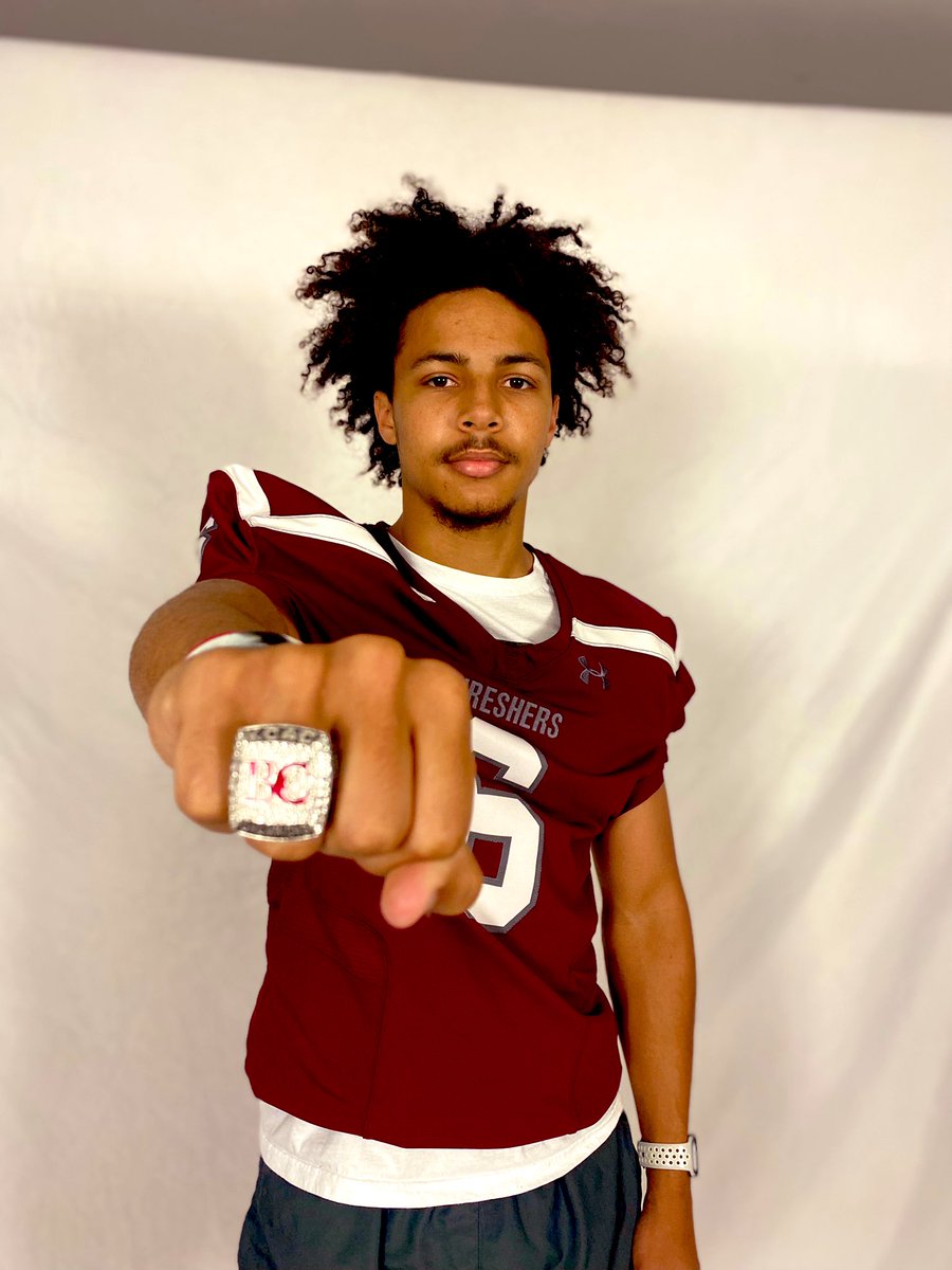 blewi11's tweet photo. Like to thank @CoachDHud_BC  and @Threshers_FB for the visit today. Had a great time and loved the campus https://t.co/eWdZM0YoPi