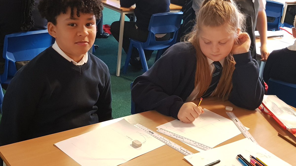 AlkringtonPS's tweet photo. @TheCOCrew also helped us think about our own homes and where there might be potential CO leaks. We drew floor plans of our houses and labelled the dangers. Well done #5B 👏🏻👏🏻 https://t.co/sELaRvzOgr