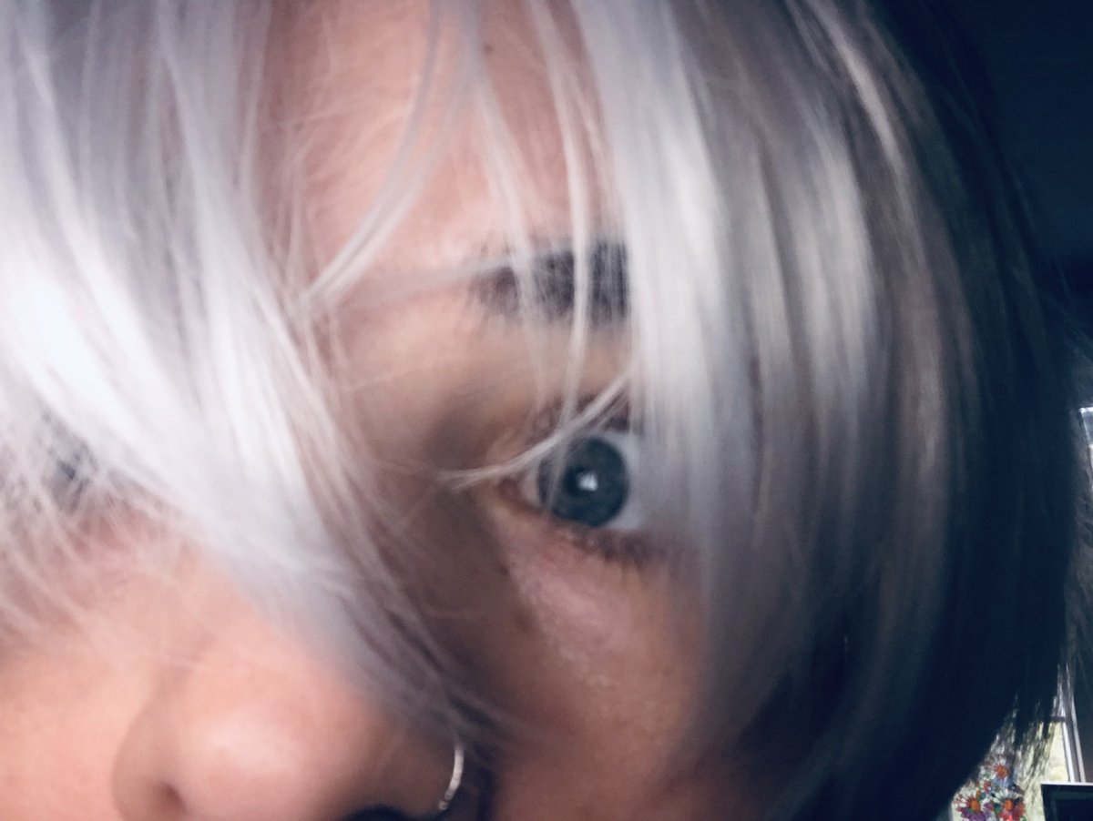 raeraelefay's tweet photo. Speaking of Ariel, here they are, showing their face.  ...er ...eye.

https://t.co/rd2WoyRab4 https://t.co/mFwOFIEesI