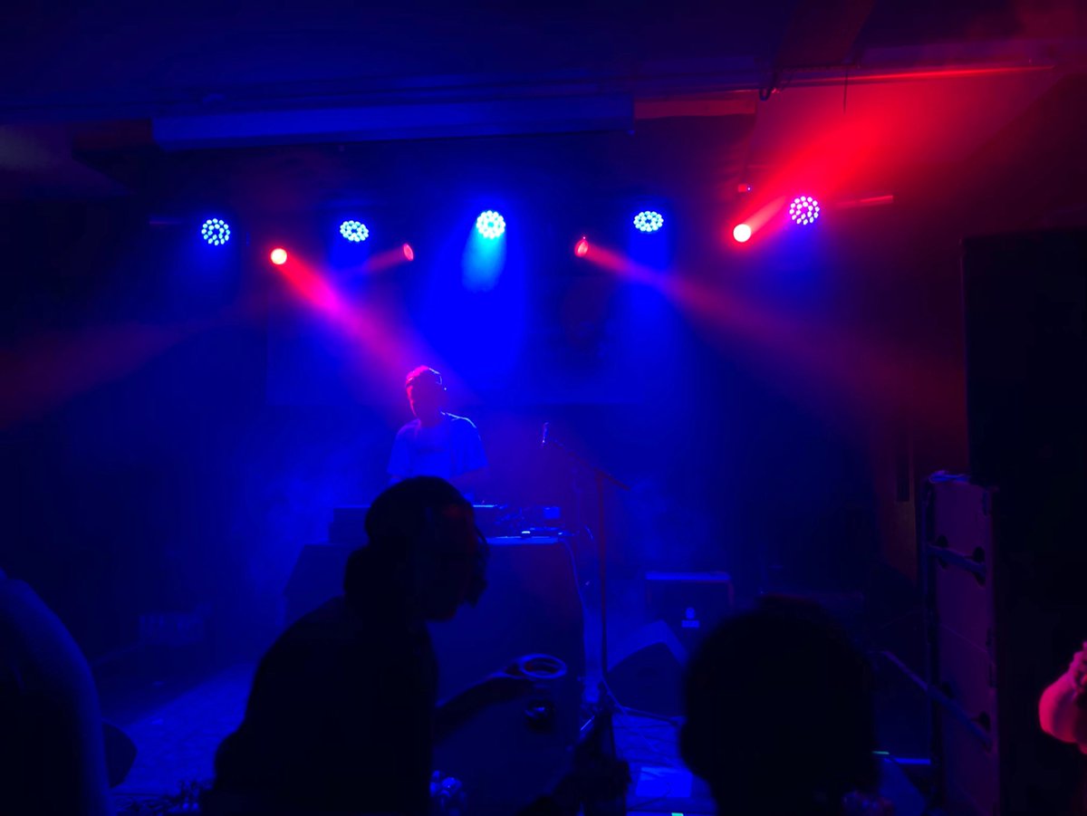 If there was ever a pre <a href="/NIMusicPrize/">NI Music Prize</a> we’ve all waded through 20 months of shite party it’s happening right now in <a href="/OhYeahCentre/">Oh Yeah Music Centre</a> What a great Scratch Showcase. Nice one @ZeroMythUK <a href="/ImRileyHolland/">Riley Holland</a> @_Vivamagnolia <a href="/genderchores/">Gender Chores</a> <a href="/lemonade_shoe8/">Lemonade Shoelace</a> <a href="/gilmore/">gilmore</a> excitement building now